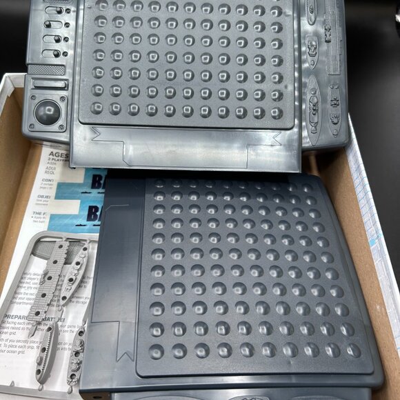 Hasbro Gaming Battleship Classic Board Strategy Game Age 7+ Open Box - Picture 12 of 13